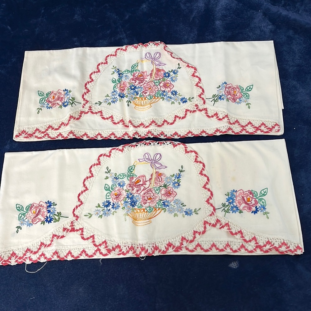 Embroidered Pillowcase Set